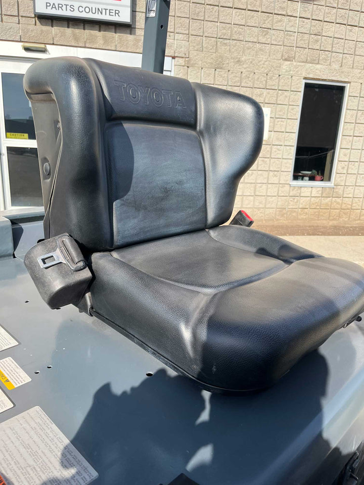 Used forklift for sale in Kitchener | 2011 TOYOTA 6,000 LB Electric Cushion Forklift | Model: 8FBCU30