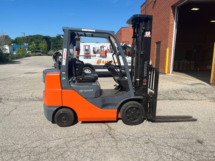 Used forklift for sale in Kitchener | 2018 TOYOTA 6,000 LB IC Cushion Forklift | Model: 8FGCU30