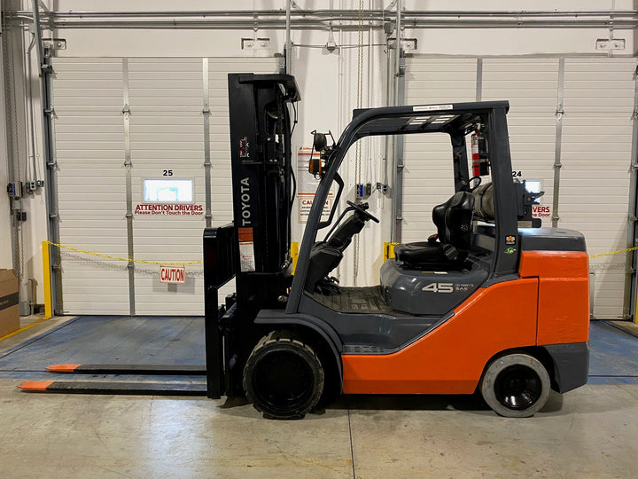 Used forklift for sale in Ajax | 2014 TOYOTA 10,000 LB IC Cushion Forklift | Model: 8FGC45U