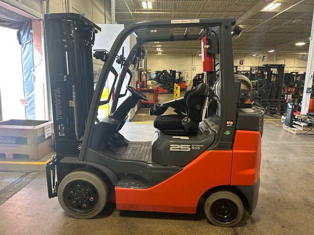 Used forklift for sale in Toronto | 2021 TOYOTA 5,000 LB IC Cushion Forklift | Model: 8FGCU25