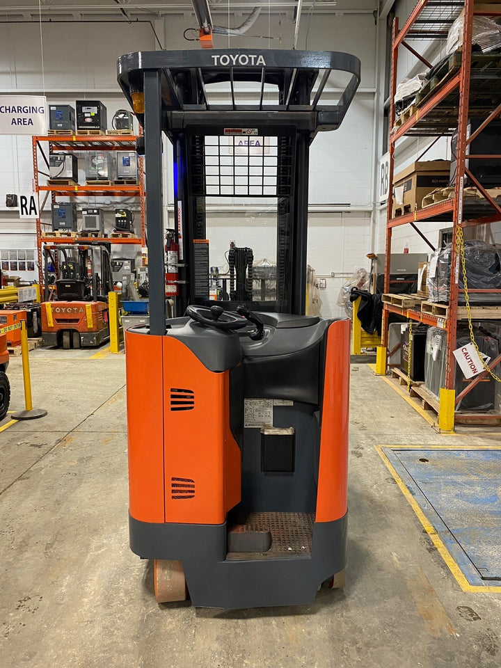 Used forklift for sale in Barrie | 2014 TOYOTA 3,500 LB Electric Reach Truck | Model: 8BR182M240