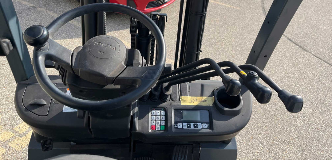 Used forklift for sale in Kitchener | 2011 TOYOTA 6,000 LB Electric Cushion Forklift | Model: 8FBCU30
