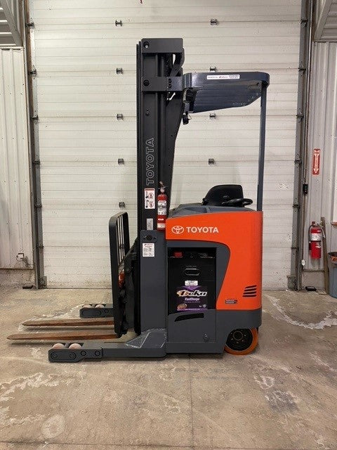 Used forklift for sale in London | 2014 TOYOTA 3,500 LB Electric Reach Truck | Model: 8BR183M240