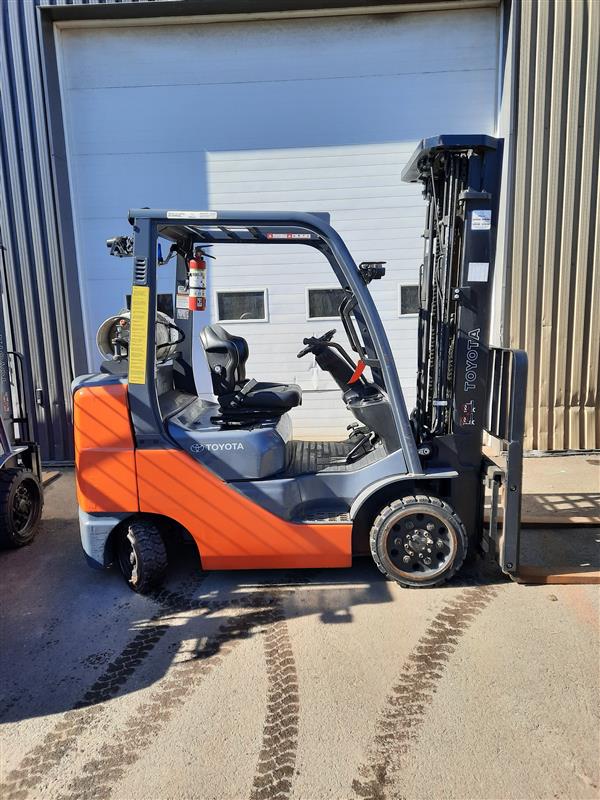 Used forklift for sale in Quebec | 2019 TOYOTA 6,000 LB IC Cushion Forklift | Model: 8FGCU30