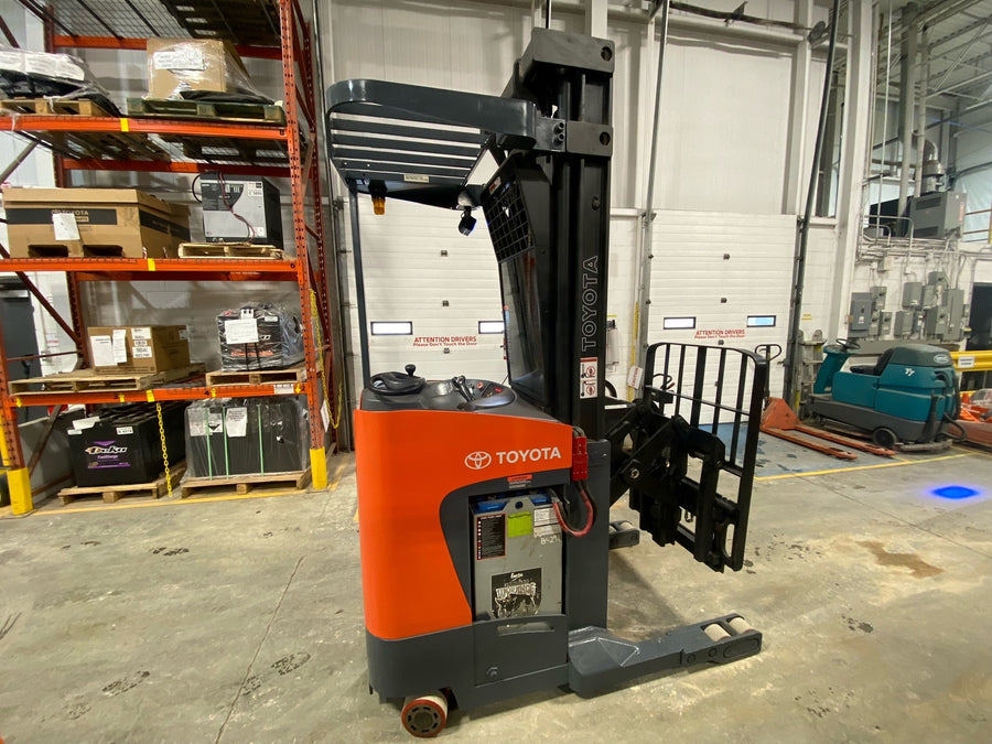 Used forklift for sale in Barrie | 2014 TOYOTA 3,500 LB Electric Reach Truck | Model: 8BR182M240