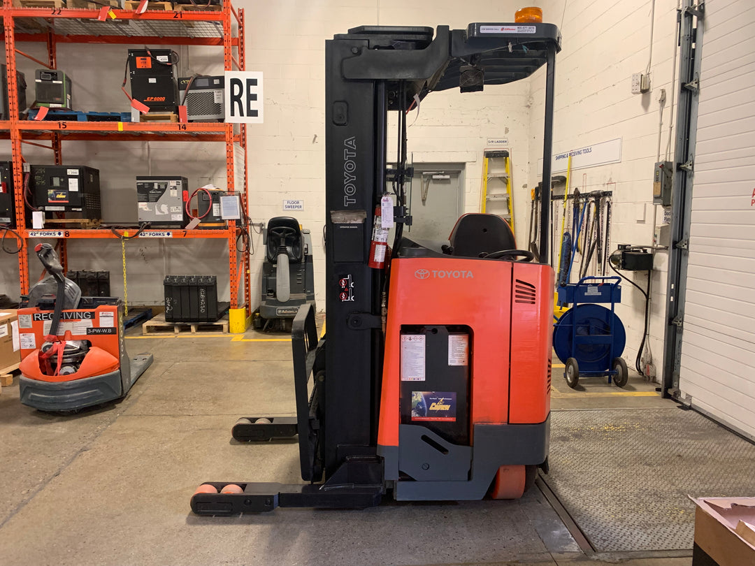 Used forklift for sale in Toronto | 2017 TOYOTA 3,500 LB Electric Reach Truck | Model: 9BR182S211