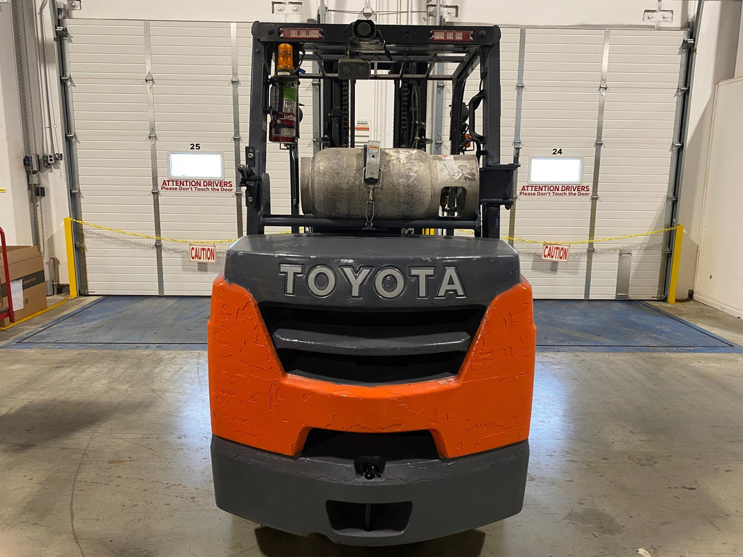 Used forklift for sale in Ajax | 2014 TOYOTA 10,000 LB IC Cushion Forklift | Model: 8FGC45U