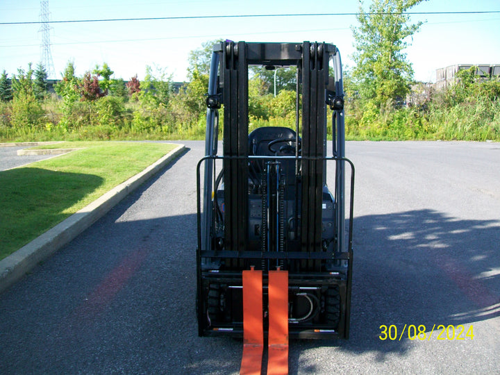 Used forklift for sale in Boucherville | 2020 TOYOTA 4,000 LB 3-Wheel Electric Forklift | Model: 8FBE20U