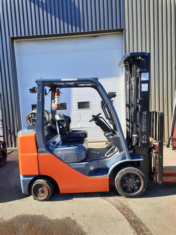 Used forklift for sale in Quebec | 2019 TOYOTA 6,000 LB IC Cushion Forklift | Model: 8FGCU30