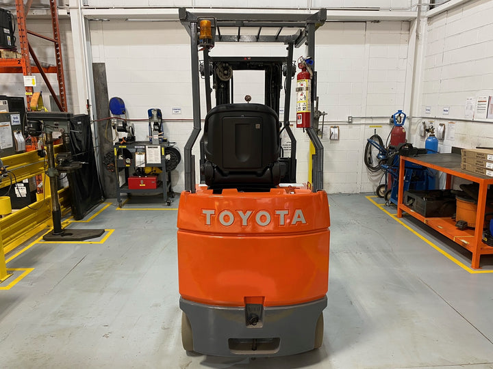 Used forklift for sale in Barrie | 2014 TOYOTA 3,500 LB Electric Cushion Forklift | Model: 7FBCU18