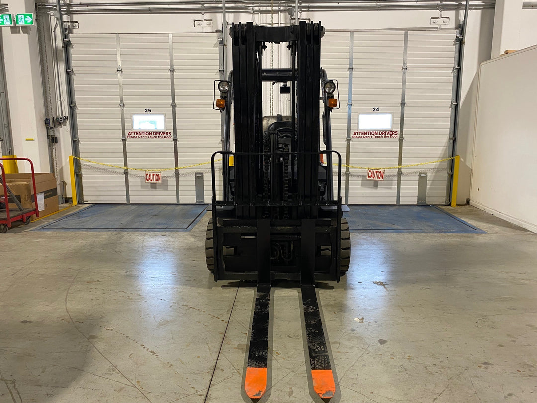 Used forklift for sale in Ajax | 2014 TOYOTA 10,000 LB IC Cushion Forklift | Model: 8FGC45U