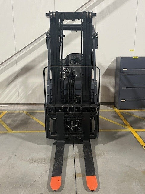 Used forklift for sale in Vaughan | 2021 TOYOTA 4,000 LB IC Cushion Forklift | Model: 8FGCSU20
