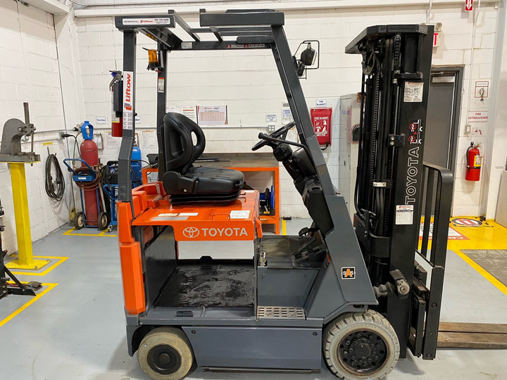 Used forklift for sale in Barrie | 2014 TOYOTA 3,500 LB Electric Cushion Forklift | Model: 7FBCU18