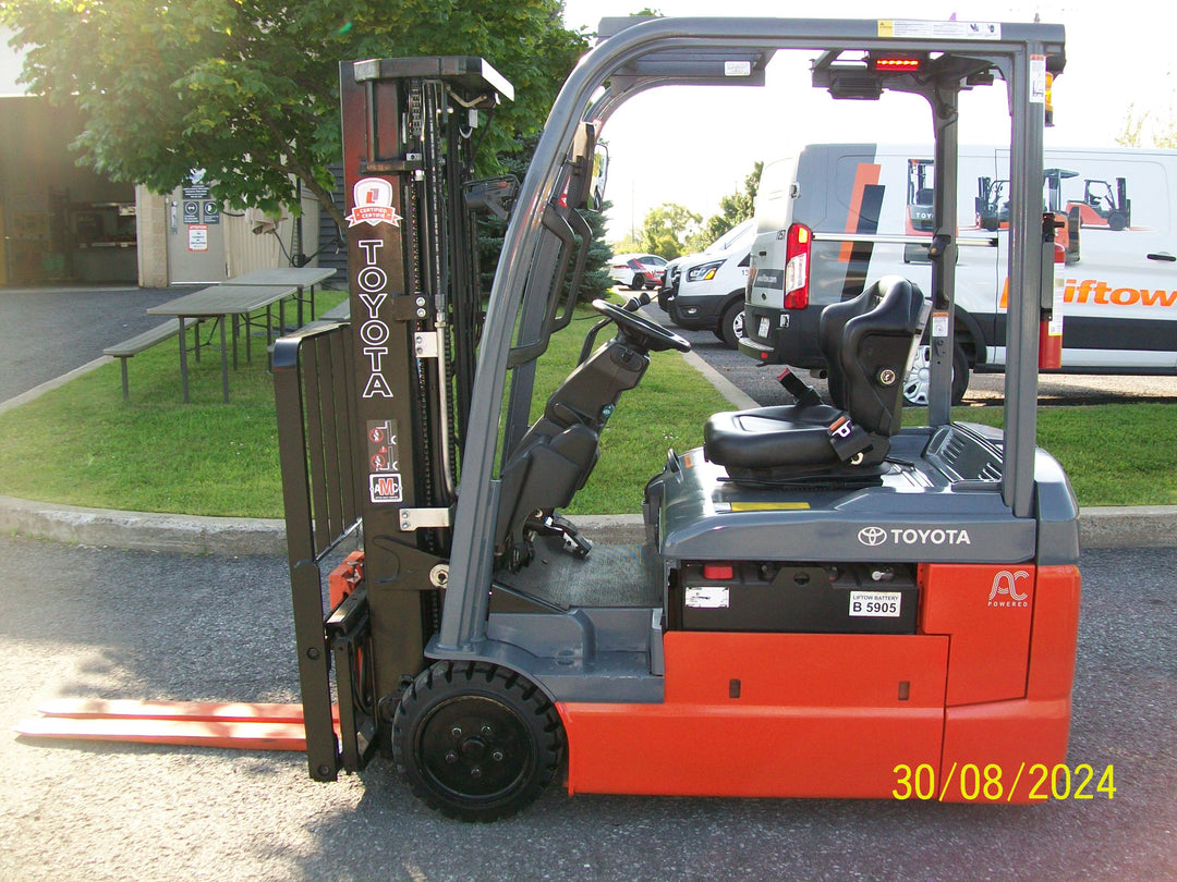 Used forklift for sale in Boucherville | 2020 TOYOTA 4,000 LB 3-Wheel Electric Forklift | Model: 8FBE20U