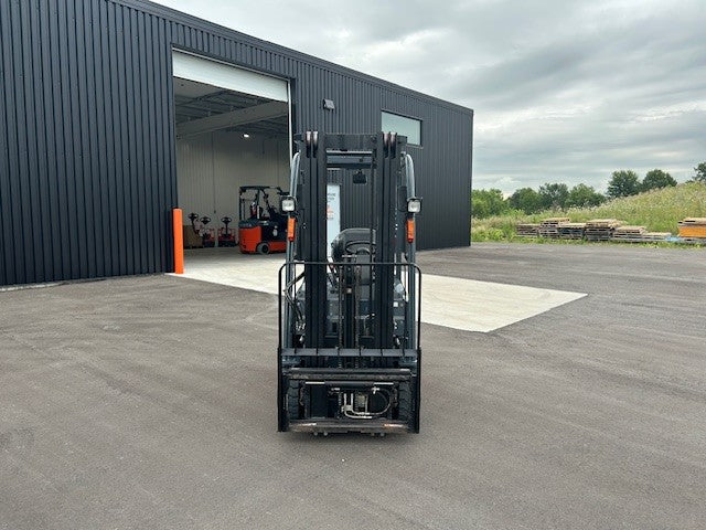 Used forklift for sale in Windsor | 2020 TOYOTA 4000 LB 3-Wheel Electric Forklift | Model: 8FBE20U