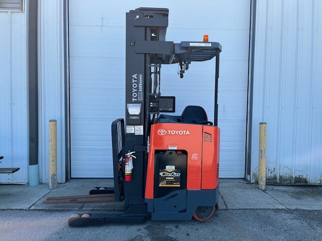 Used forklift for sale in Kitchener | 2019 TOYOTA 3,500 LB Electric Reach Truck | Model: 9BR183M241