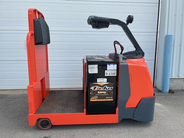 Used forklift for sale in London | 2016 TOYOTA 10,000 LB Electric Tugger | Model: 8TB50