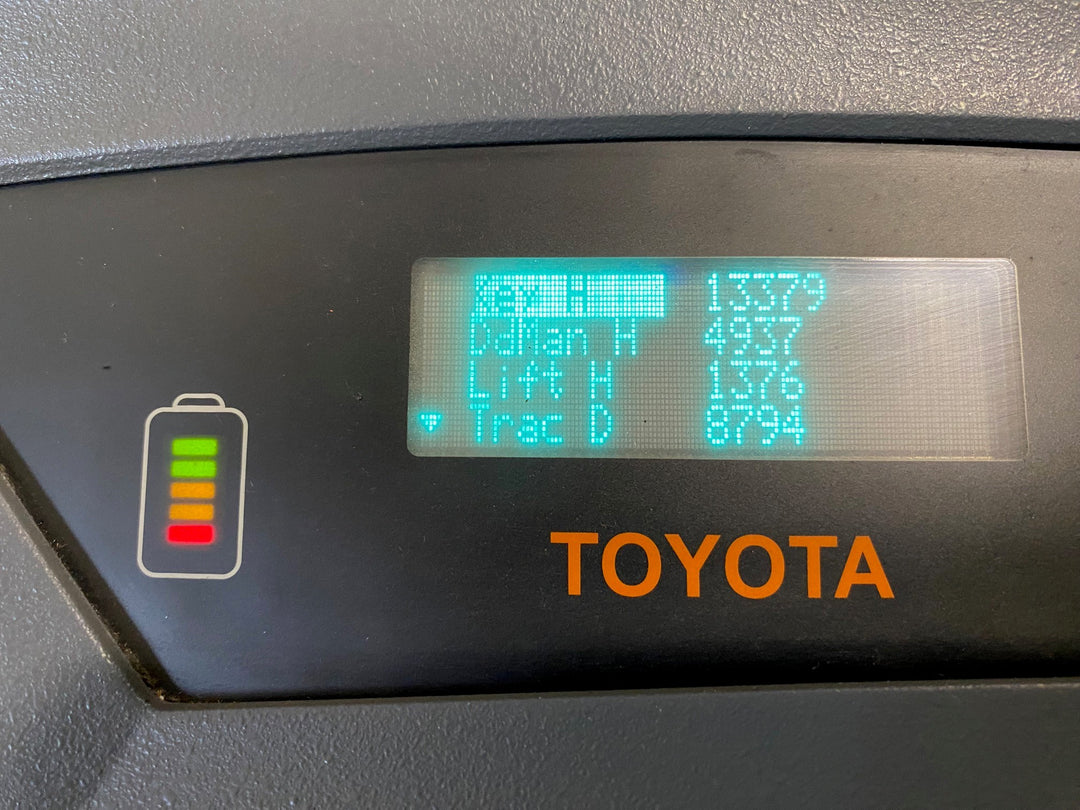 Used forklift for sale in Ajax | 2020 TOYOTA 3,000 LB Electric Double Reach Truck | Model: 9BD153M207