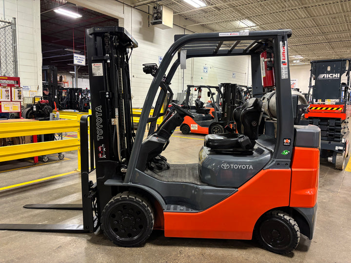 Used forklift for sale in Toronto | 2021 TOYOTA 5,000 LB IC Cushion Forklift | Model: 8FGCU25