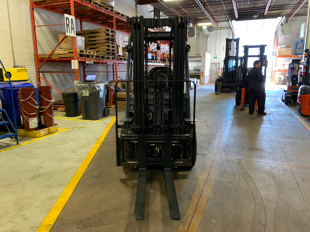 Used forklift for sale in Toronto | 2021 TOYOTA 5000 LB IC Pneumatic Forklift | Model: 8FGU25