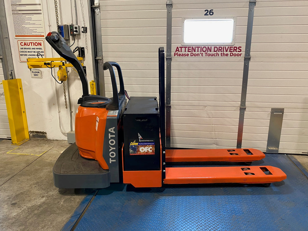 Used forklift for sale in Vaughan | 2020 TOYOTA 6000 LB Electric Walkie Rider Pallet Truck | Model: 8HBE30