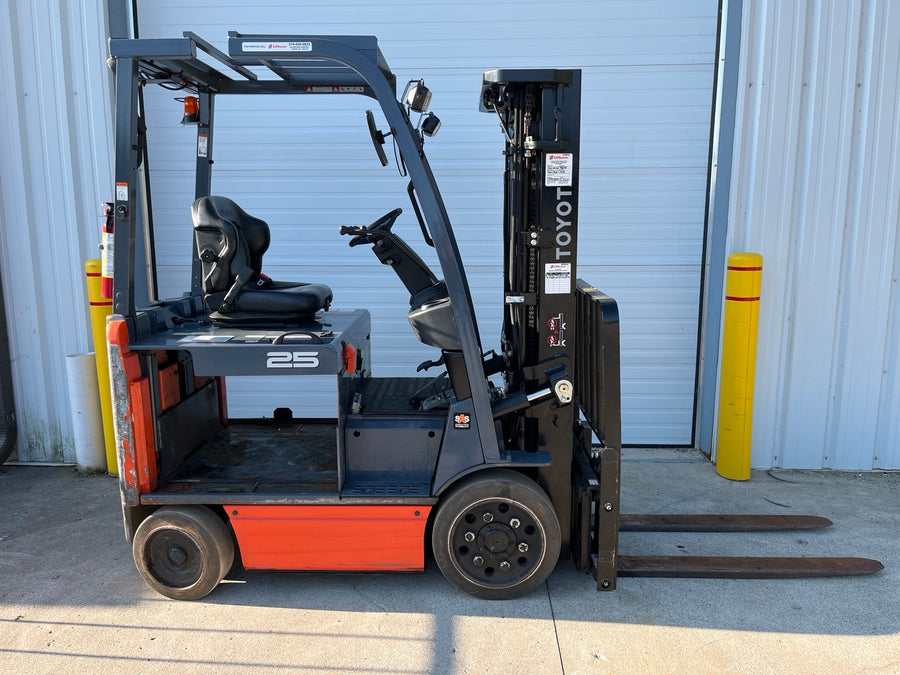 Used forklift for sale in London | 2022 TOYOTA 5000 LB Electric Cushion Forklift | Model: 8FBCU25