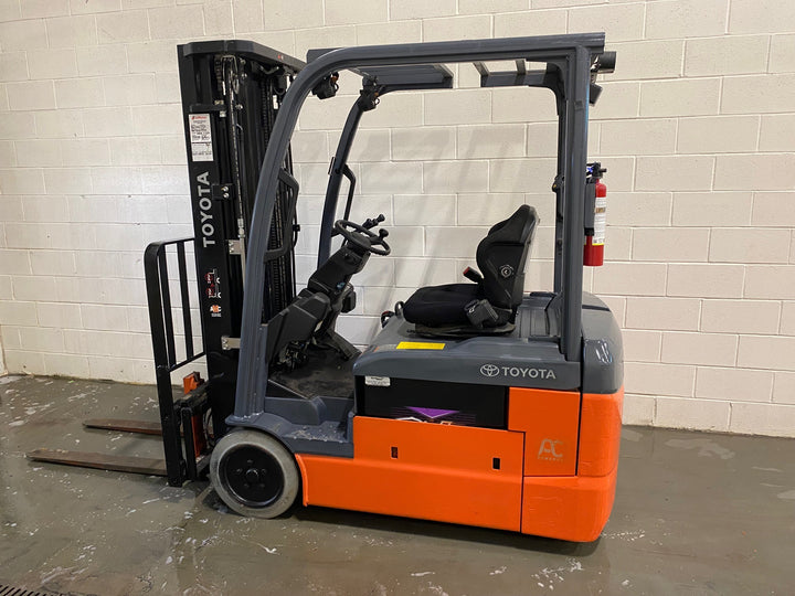 Used forklift for sale in Hamilton | 2019 TOYOTA 4000 LB 3-Wheel Electric Forklift | Model: 8FBE20U