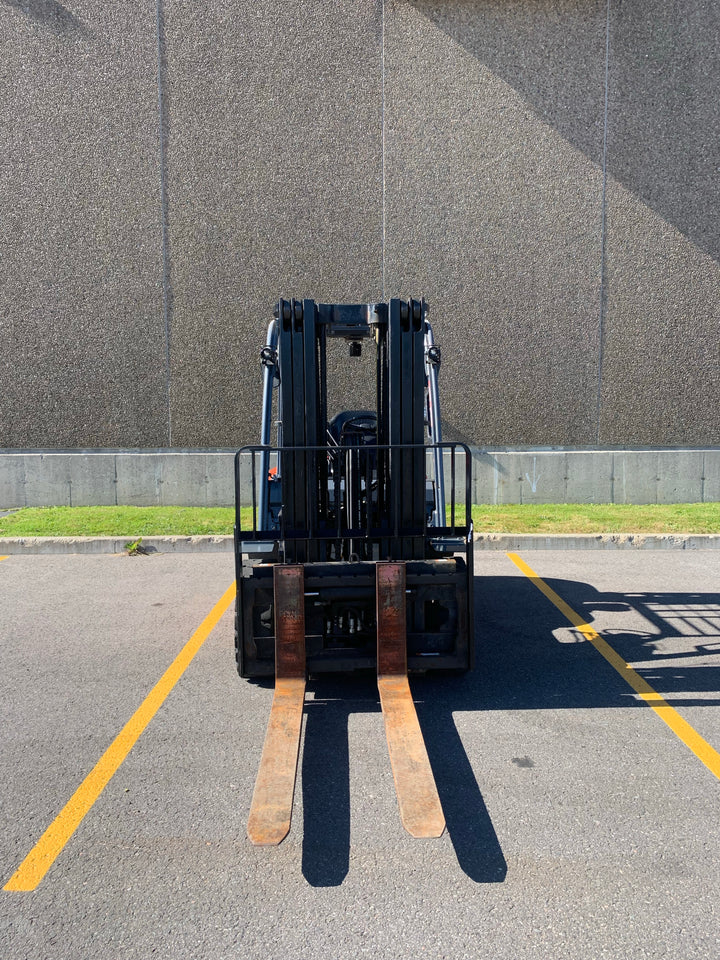 Used forklift for sale in Quebec | 2020 TOYOTA 8,000 LB Diesel Pneumatic Forklift | Model: 8FD35U