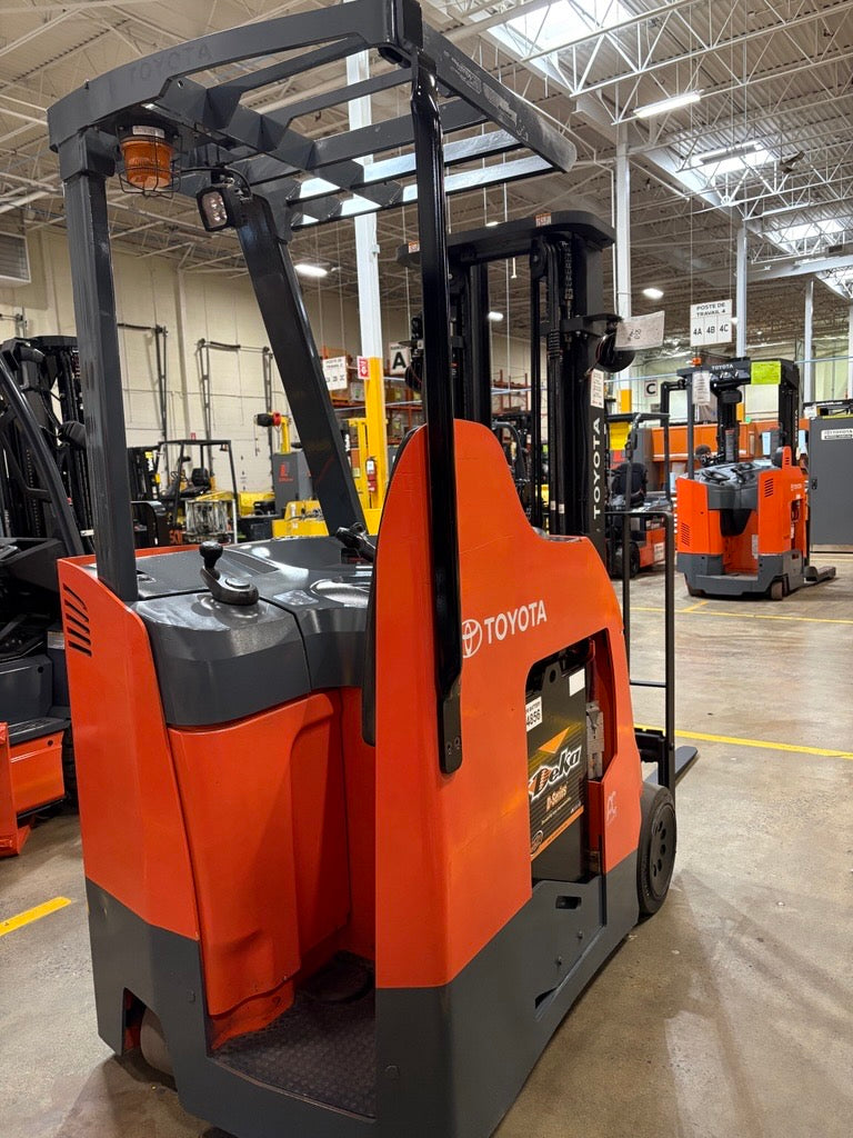 Used forklift for sale in Lachine | 2018 TOYOTA 4,000 LB Electric Standup Counterbalance | Model: 8BNCU20M203