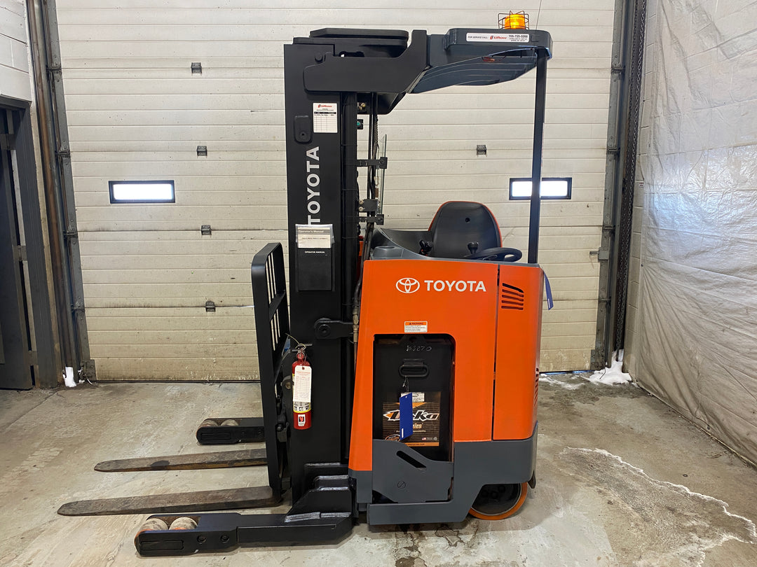 Used forklift for sale in Barrie | 2018 TOYOTA 3,500 LB Electric Reach Truck | Model: 9BR182S193