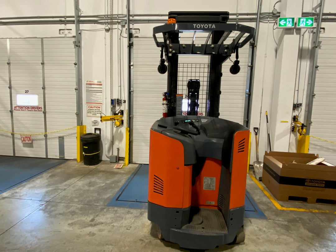 Used forklift for sale in Ajax | 2017 TOYOTA 3,500 LB Electric Reach Truck | Model: 9BR183M241