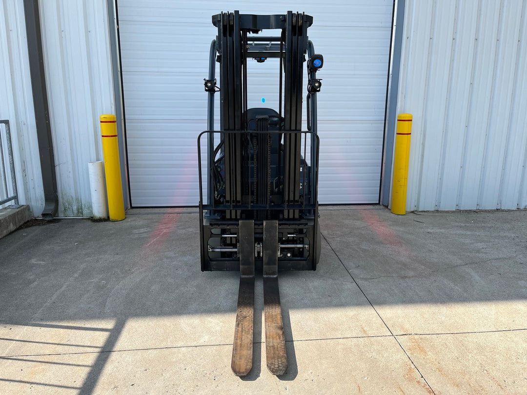 Used forklift for sale in London | 2022 TOYOTA 4,000 LB 3-Wheel Electric Forklift | Model: 8FBE20U