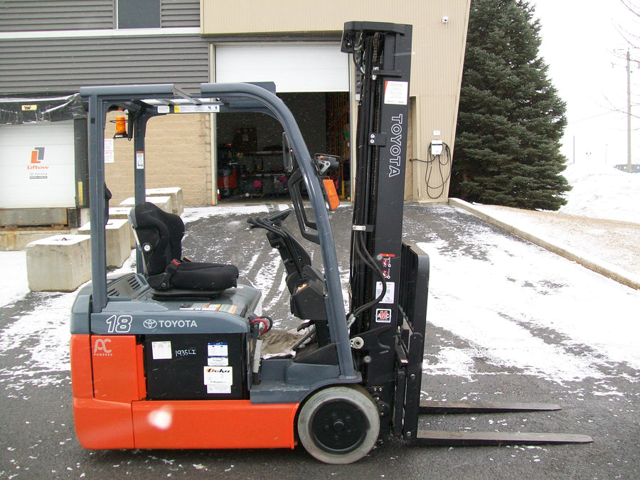 Used forklift for sale in Boucherville | 2019 TOYOTA 3,500 LB 3-Wheel Electric Forklift | Model: 8FBE18U