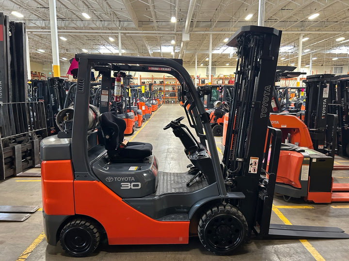 Used forklift for sale in Lachine | 2020 TOYOTA 6000 LB IC Cushion Forklift | Model: 8FGCU30