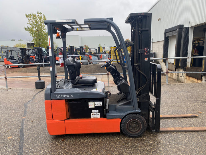 Used forklift for sale in Kitchener | 2019 TOYOTA 4,000 LB 3-Wheel Electric Forklift | Model: 8FBE20U