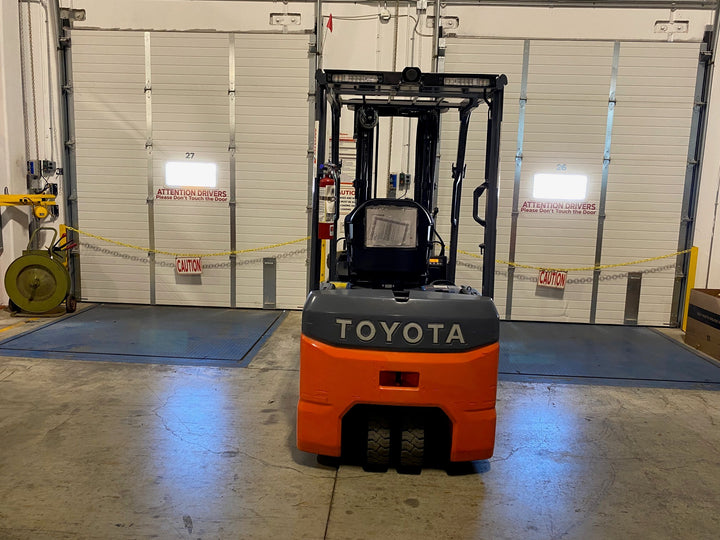 Used forklift for sale in Ajax | 2020 TOYOTA 4000 LB 3-Wheel Electric Forklift | Model: 8FBE20U