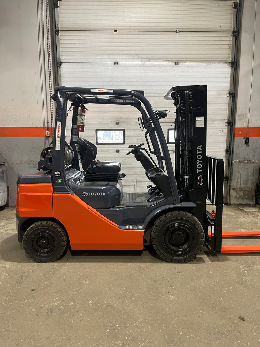 Used forklift for sale in Dartmouth | 2023 TOYOTA 5,000 LB IC Pneumatic Forklift | Model: 50-8FGU25