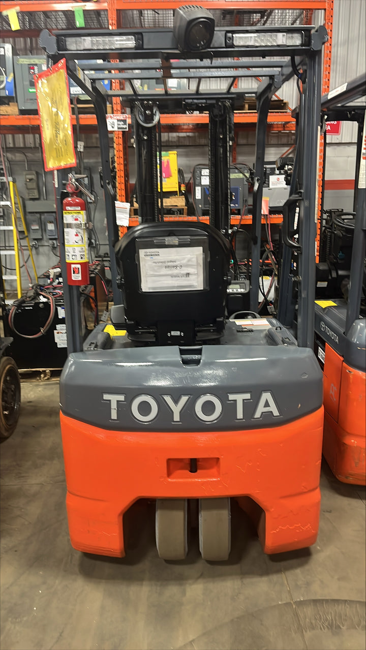 Used forklift for sale in Kitchener | 2021 TOYOTA 4,000 LB 3-Wheel Electric Forklift | Model: 8FBE20U