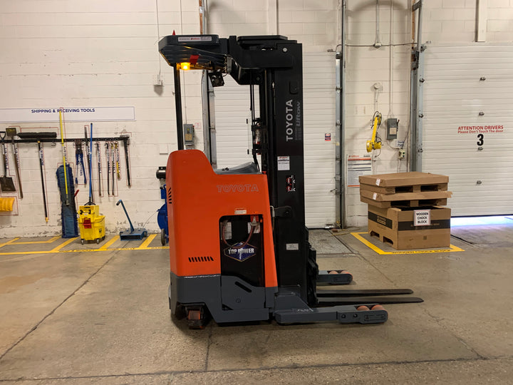 Used forklift for sale in Toronto | 2016 TOYOTA 3500 LB Electric Reach Truck | Model: 9BR182S211