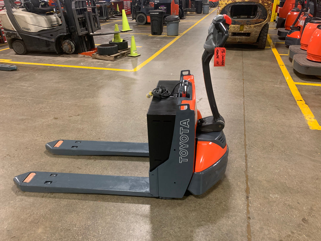 Used forklift for sale in Toronto | 2021 TOYOTA 4500 LB Electric Walkie Pallet Truck | Model: 8HBW23