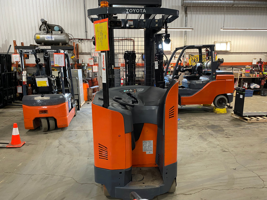 Used forklift for sale in Kitchener | 2019 TOYOTA 3,500 LB Electric Reach Truck | Model: 9BR183M241
