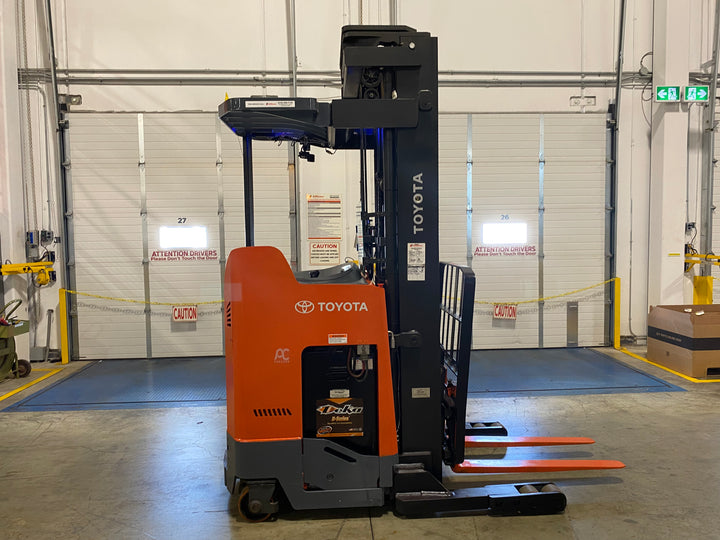 Used forklift for sale in Vaughan | 2017 TOYOTA 3,500 LB Electric Reach Truck | Model: 9BR183M241
