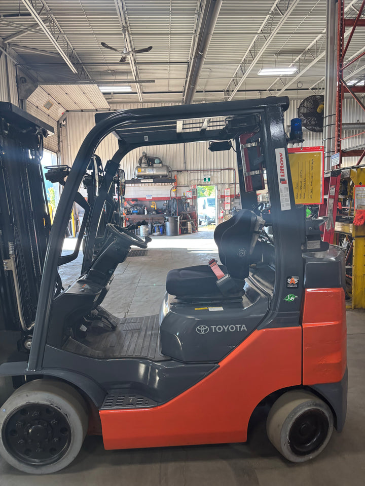 Used forklift for sale in Kitchener | 2021 TOYOTA 5,000 LB IC Cushion Forklift | Model: 8FGCU25