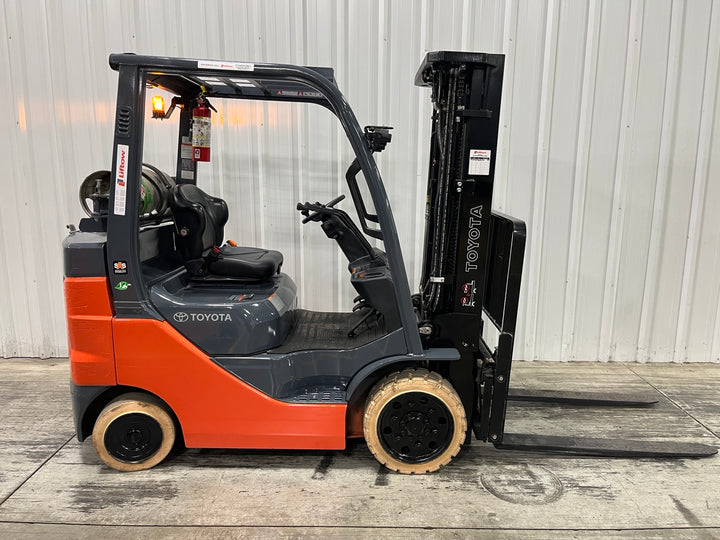 Used forklift for sale in London | 2021 TOYOTA 5,000 LB IC Cushion Forklift | Model: 8FGCU25