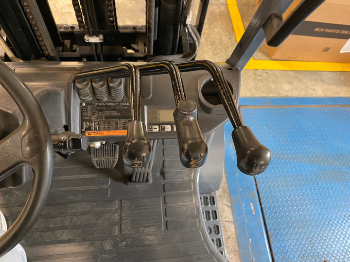 Used forklift for sale in Ajax | 2020 TOYOTA 6000 LB IC Cushion Forklift | Model: 8FGCU30