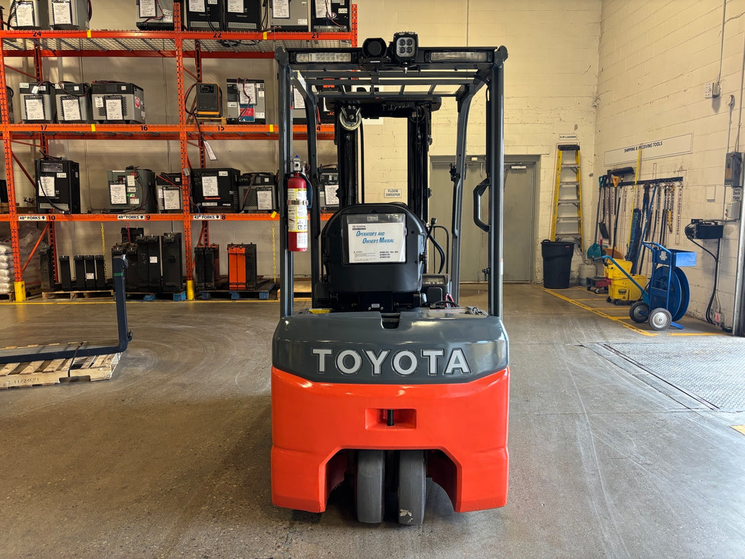 Used forklift for sale in Toronto | 2020 TOYOTA 3000 LB 3-Wheel Electric Forklift | Model: 8FBE15U