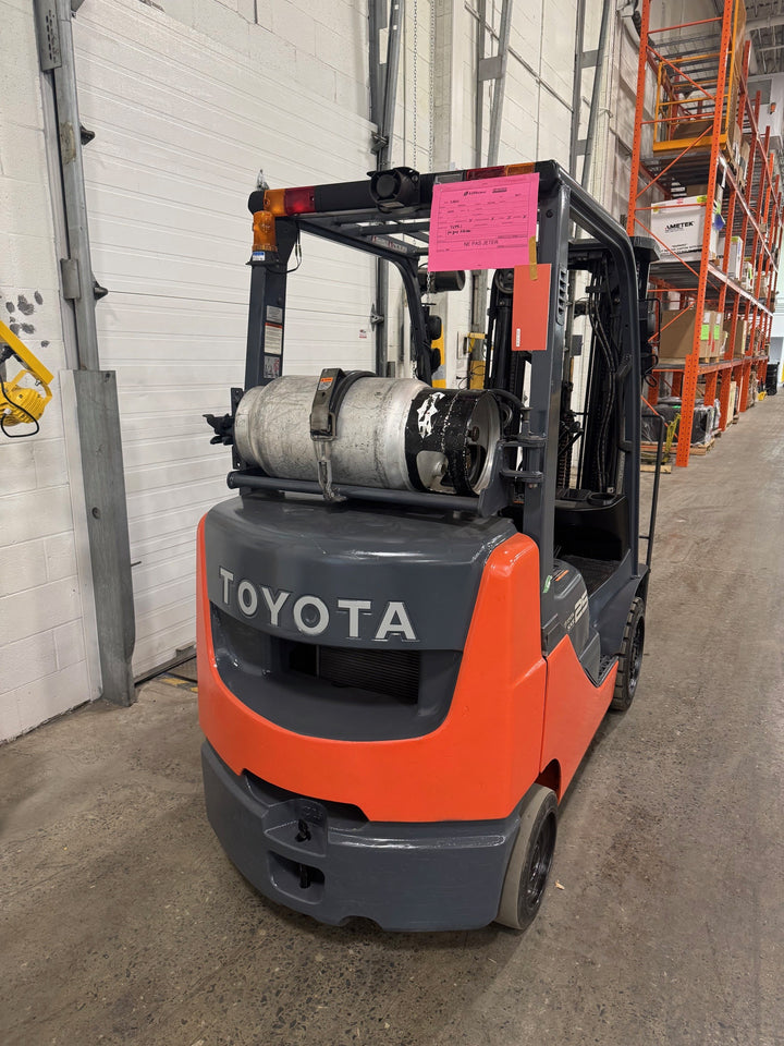 Used forklift for sale in Lachine | 2019 TOYOTA 5000 LB IC Cushion Forklift | Model: 8FGCU25