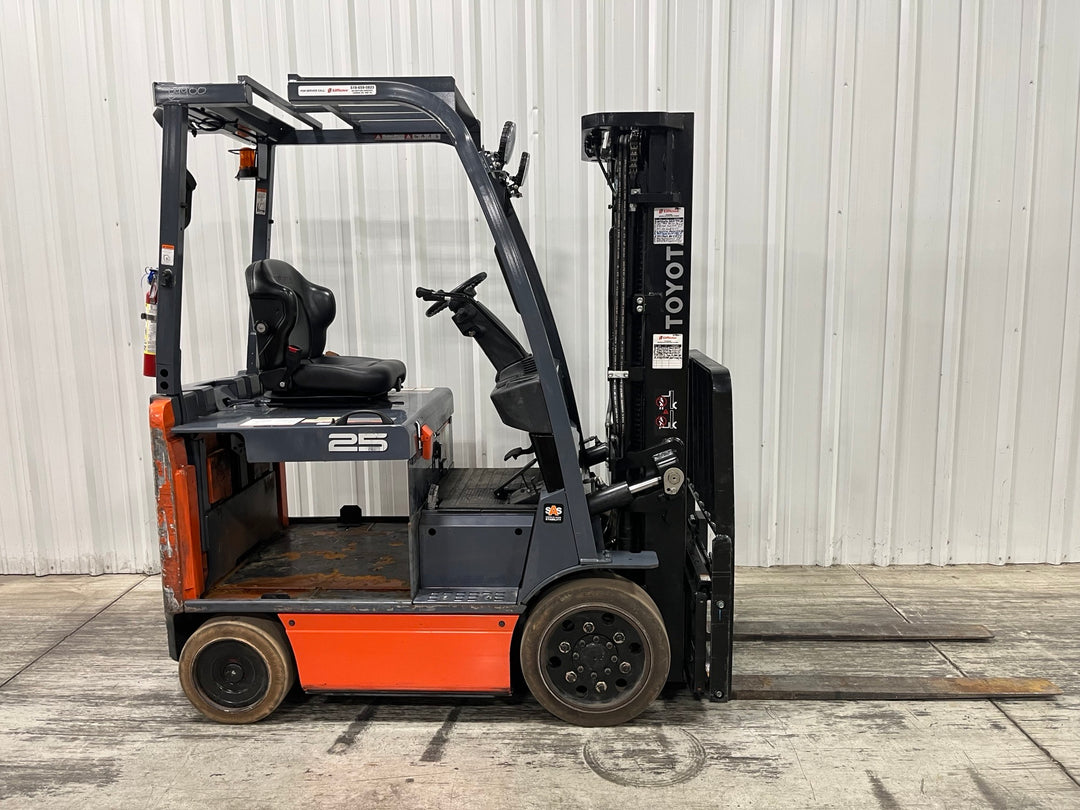 Used forklift for sale in London | 2022 TOYOTA 5000 LB Electric Cushion Forklift | Model: 8FBCU25