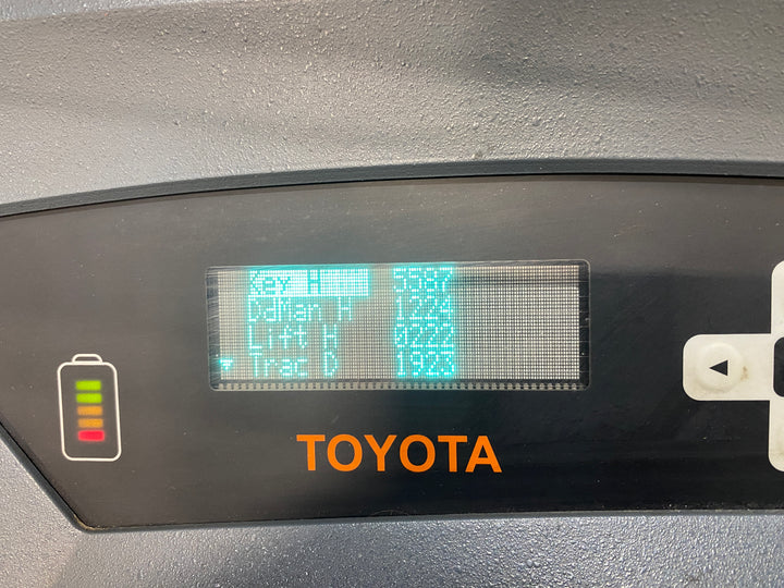 Used forklift for sale in Barrie | 2018 TOYOTA 3,500 LB Electric Reach Truck | Model: 9BR182S193