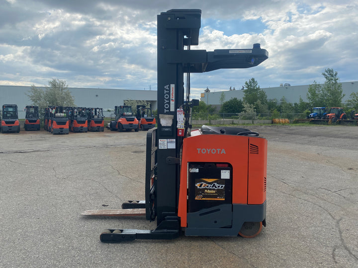 Used forklift for sale in Kitchener | 2020 TOYOTA 4,500 LB Electric Reach Truck | Model: 9BR233X250